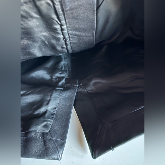 FRAME Black Lamb Leather Skirt with Zipper Detail - Picture 11 of 16